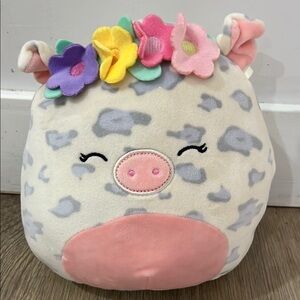 Rosie the pig squishmallow